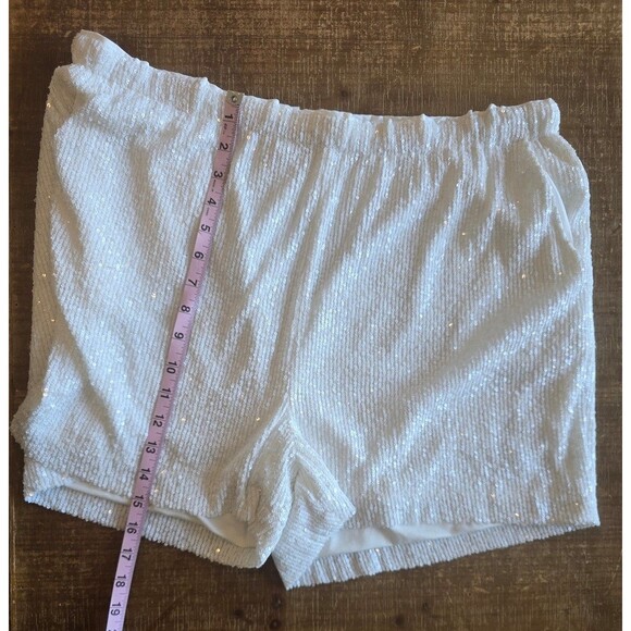 TRINA TURK SWIM White ldol Sequin Cover-Up Shorts With Pockets size XL - Picture 4 of 9